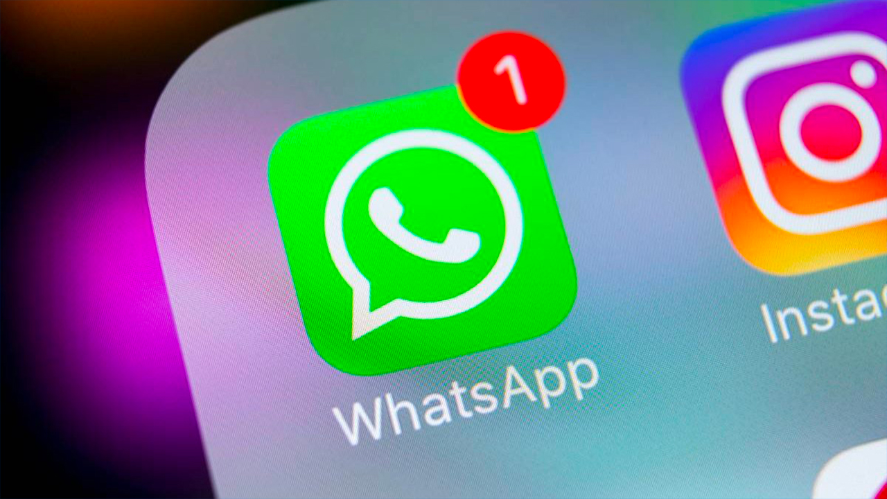 WhatsApp rinnova la scheda Aggiornamenti su iOS con filtri per Stati e Canali post thumbnail image